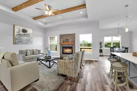 1361 Yaupon, Fischer, TX 78623