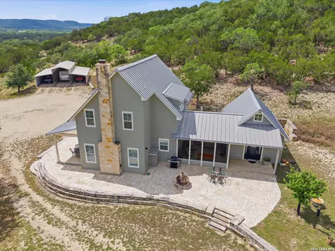 1259 Benton Creek Rd, Medina, TX 78055
