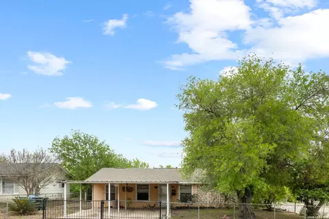 5903 Stoney Crk, San Antonio, TX 78242