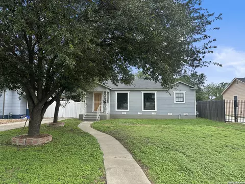 2930 W Ashby, San Antonio, TX 78228