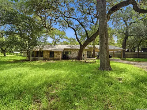 19214 Grey Frst, Helotes, TX 78023