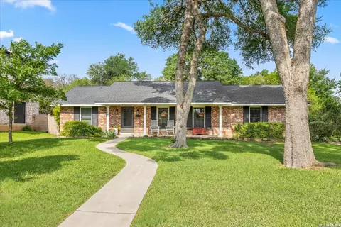 126 Kenwood Ave, Boerne, TX 78006