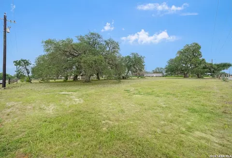 Other - 1081 County Road 773, Devine, TX 78016 photo 4 of 6