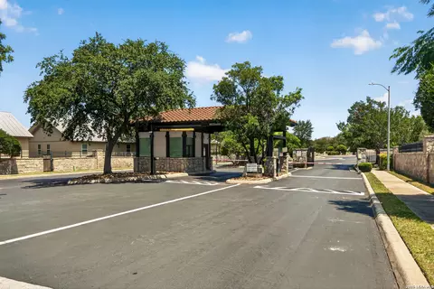 239 Garden Hl, San Antonio, TX 78260