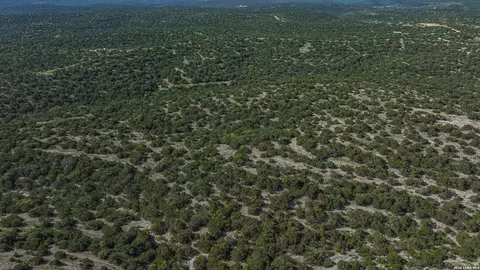 0 Deer Canyons Rnch E, Rocksprings, TX 78880