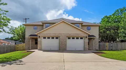 30133015 Green Mountain Dr, New Braunfels, TX 78130