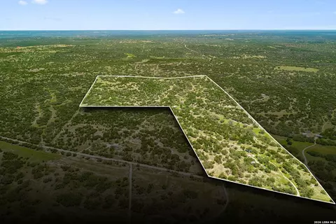 888 Wofford Rd, London, TX 76854