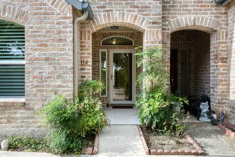 114 Oakwell Farms #114, San Antonio, TX 78218