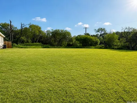 6343 Channel Vw, San Antonio, TX 78222