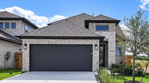 913 Woodland Lks, New Braunfels, TX 78130