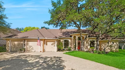 29627 Fairview Pl, Fair Oaks Ranch, TX 78015