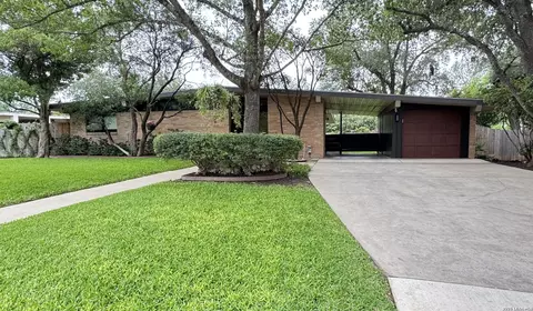 410 Laramie, San Antonio, TX 78209