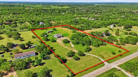 View/Area - 95 Molly Dr, Lytle, TX 78052 photo 1 of 7
