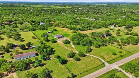 View/Area - 95 Molly Dr, Lytle, TX 78052 photo 2 of 7