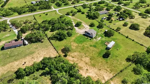 View/Area - 95 Molly Dr, Lytle, TX 78052 photo 5 of 7