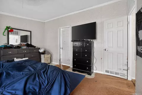 975 County Road 6753, Devine, TX 78016 photo 30