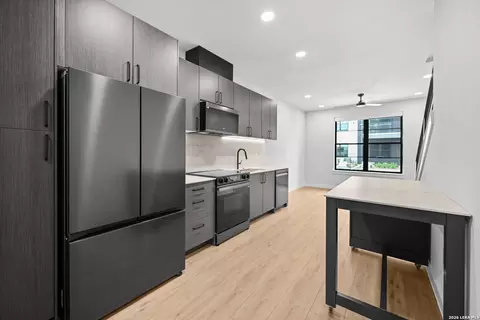 634 Central Pkwy #1109, New Braunfels, TX 78130