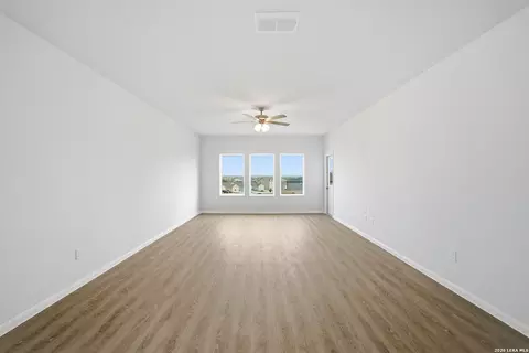 Living - 10726 Upwind Turn, Converse, TX 78109 photo 2 of 2