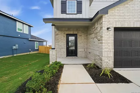 Exterior - 10726 Upwind Turn, Converse, TX 78109 photo 4 of 4