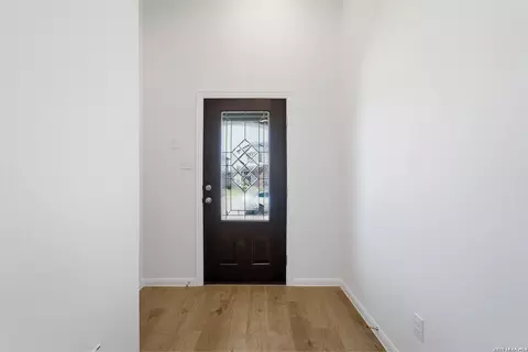 Entry Way - 6660 Cibolo Spgs, Converse, TX 78109 photo 1 of 7