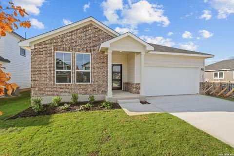 425 Tims Way, Seguin, TX 78155