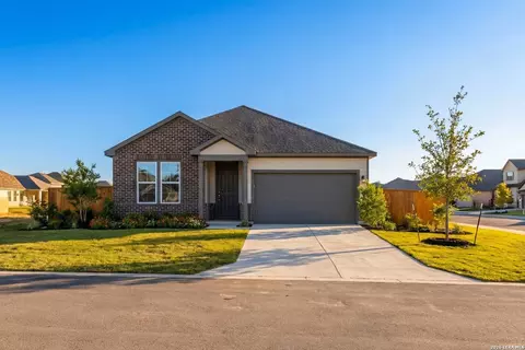 425 Tims Way, Seguin, TX 78155