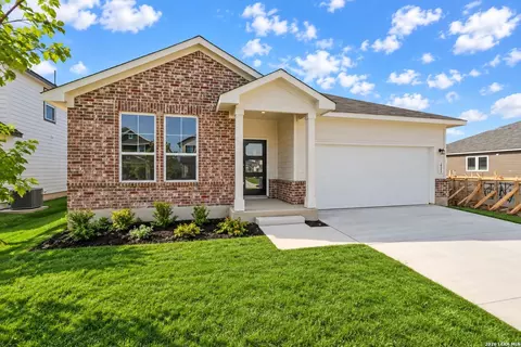 425 Tims Way, Seguin, TX 78155