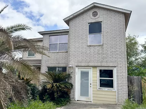 2110 Hollow Cir, San Antonio, TX 78227