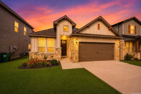 4947 Ranahan Pass, Saint Hedwig, TX 78152