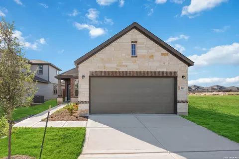 8559 Red Hawk Loop, San Antonio, TX 78222
