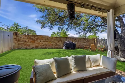 633 Jaboncillo, New Braunfels, TX 78232