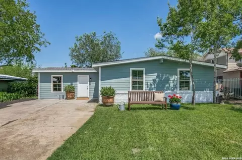7518 Sleepy Valley Dr, San Antonio, TX 78242