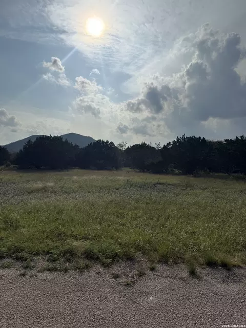 9 Lake Way, Camp Wood, TX 78833