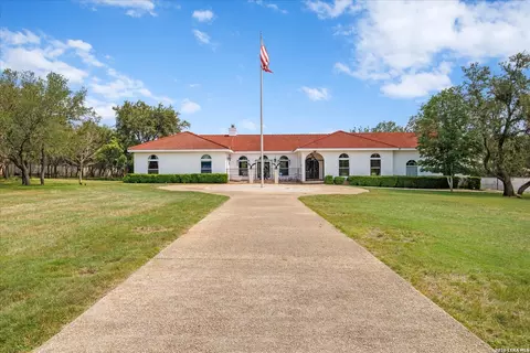 8413 Wembley, Fair Oaks Ranch, TX 78015