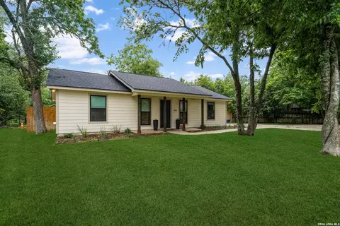 324 Ebner St, Boerne, TX 78006