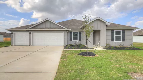 375 Elkins Prairie Dr, Lockhart, TX 78644