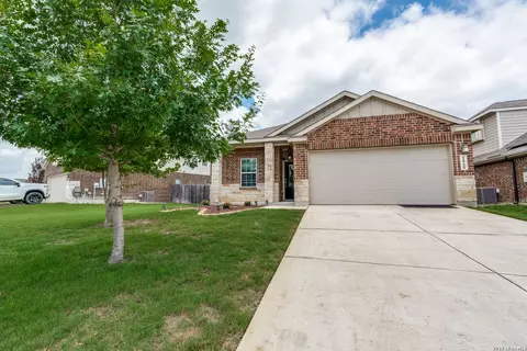 1860 Danube, New Braunfels, TX 78130