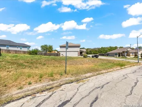 8251 Comanche Pass, Converse, TX 78109 photo 35