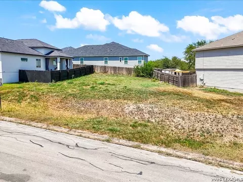 8251 Comanche Pass, Converse, TX 78109 photo 3