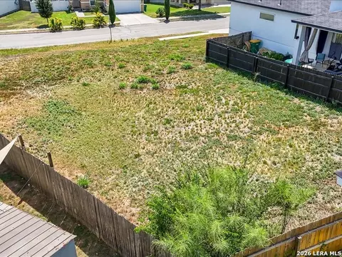 8251 Comanche Pass, Converse, TX 78109 photo 21
