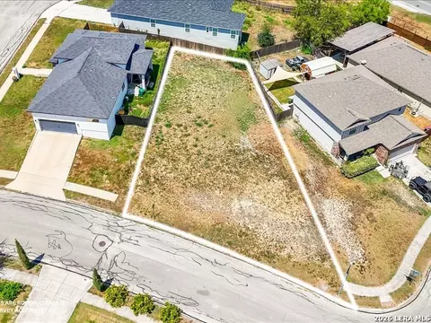 8251 Comanche Pass, Converse, TX 78109 photo 4