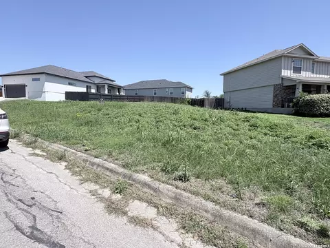8251 Comanche Pass, Converse, TX 78109 photo 5