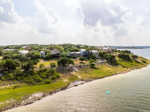 1482 Stagecoach, Canyon Lake, TX 78133