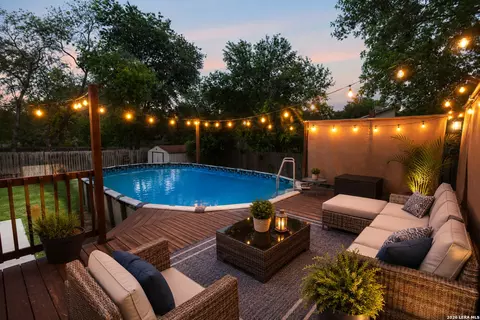 12122 Cherry Blossom St, San Antonio, TX 78247