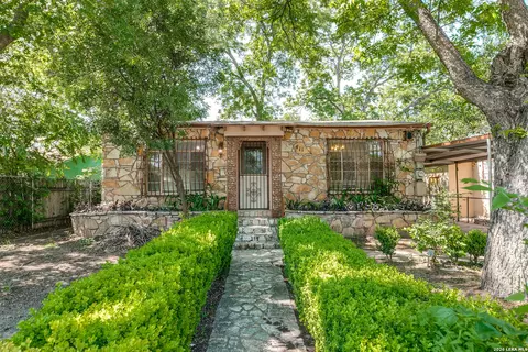 411 School St, San Antonio, TX 78210