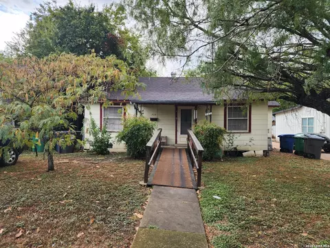 706 W Lullwood, San Antonio, TX 78212