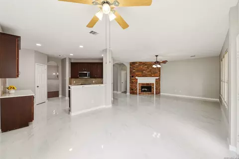 Living - 406 Primavera Loop, Kyle, TX 78640 photo 7 of 12