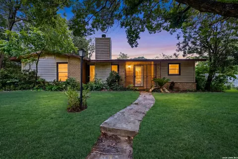 126 Chesswood, San Antonio, TX 78228