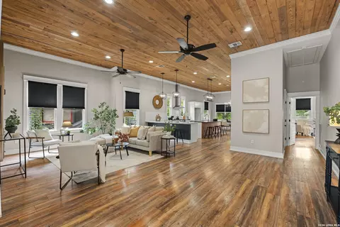 917 Hays St, San Antonio, TX 78202
