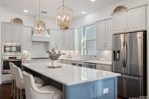28827 Pfeiffers Gate, Fair Oaks Ranch, TX 78015